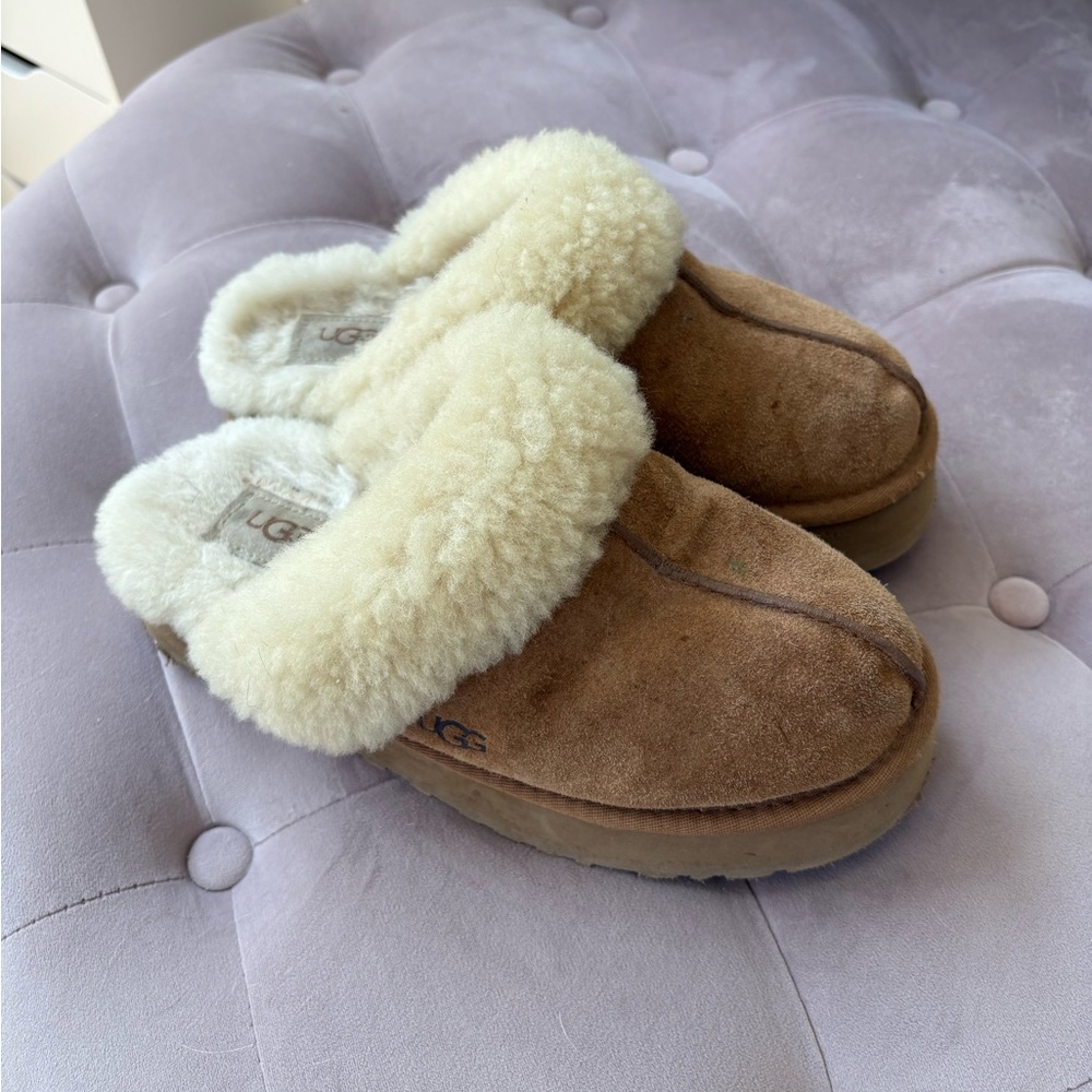 **RESERVED** UGG Disquette Suede Slippers with Sheepskin Lining